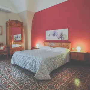 3* לינה וארוחת בוקר Palazzo Speciale