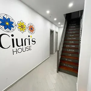 Ciuri's House Katánie